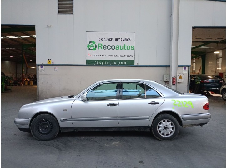 mercedes-benz clase e (w210) del año 1999
