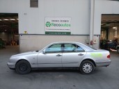 mercedes-benz clase e (w210) del año 1999