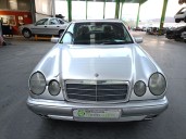 mercedes-benz clase e (w210) del año 1999