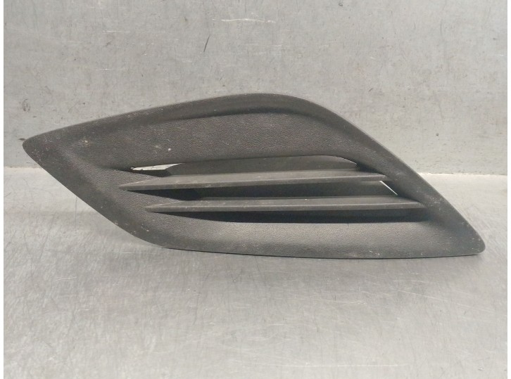 Recambio de rejilla paragolpes delantero para volvo v60 i (155) d3 / d4 referencia OEM IAM 31290979 31290979 