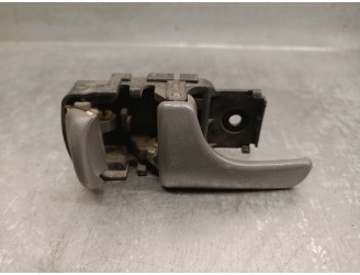 Recambio de maneta interior delantera izquierda para nissan terrano ii (r20) 2.7 td 4wd referencia OEM IAM 806710F000 806710F000