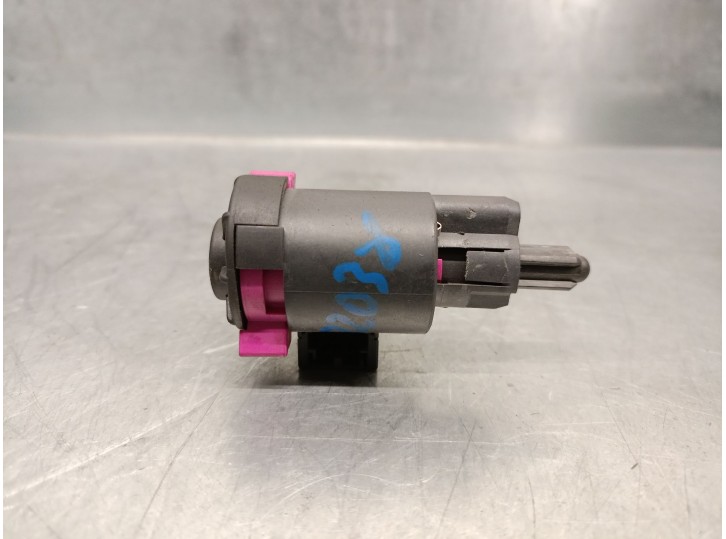 Recambio de sensor para audi a5 (8t3) 3.0 tdi quattro referencia OEM IAM 4F0945459B 4F0945459B 