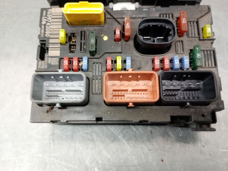 Recambio de caja reles / fusibles para peugeot 307 sw (3h) 1.6 hdi 110 referencia OEM IAM 9659742080  