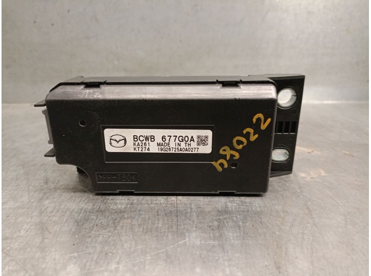 Recambio de centralita check control para mazda cx-30 (dm) skyactiv-x m hybrid referencia OEM IAM BCWB677G0A 