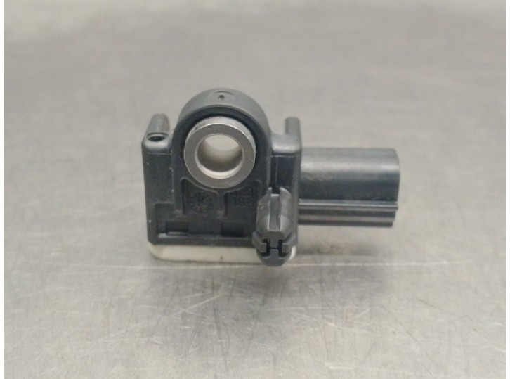 Recambio de sensor impacto para volvo v60 i (155) d3 / d4 referencia OEM IAM 8V4T14B006AA 110124302 BOSCH