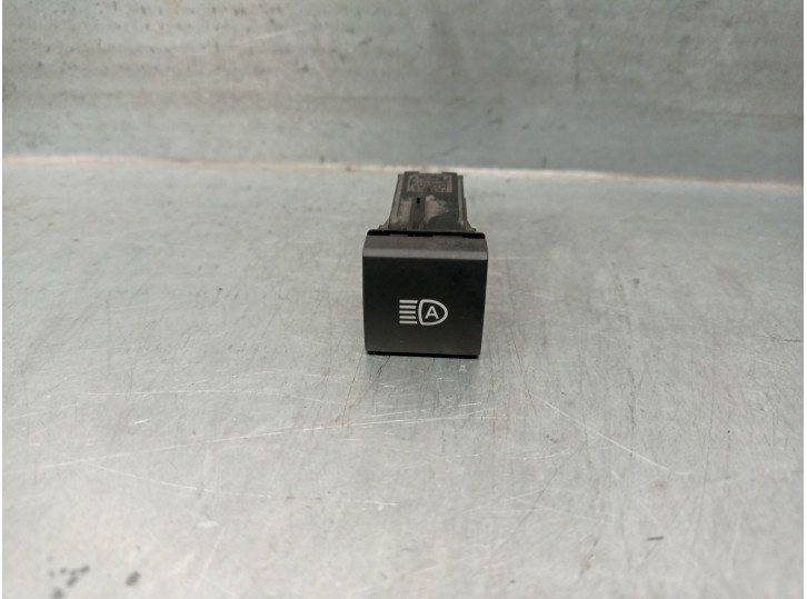 Recambio de interruptor para toyota yaris (_p13_) 1.5 (nsp131_) referencia OEM IAM M71047 