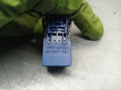 Recambio de interruptor para toyota yaris (_p13_) 1.5 (nsp131_) referencia OEM IAM M71047  