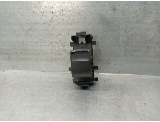 Recambio de mando elevalunas trasero derecho para toyota yaris (_p13_) 1.5 (nsp131_) referencia OEM IAM 19282919 