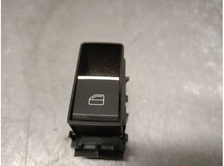 Replacement rear left window lift switch for Mazda CX-30 (DM) Skyactiv-X M Hybrid OEM IAM reference BDGF66370 BDGF66370 