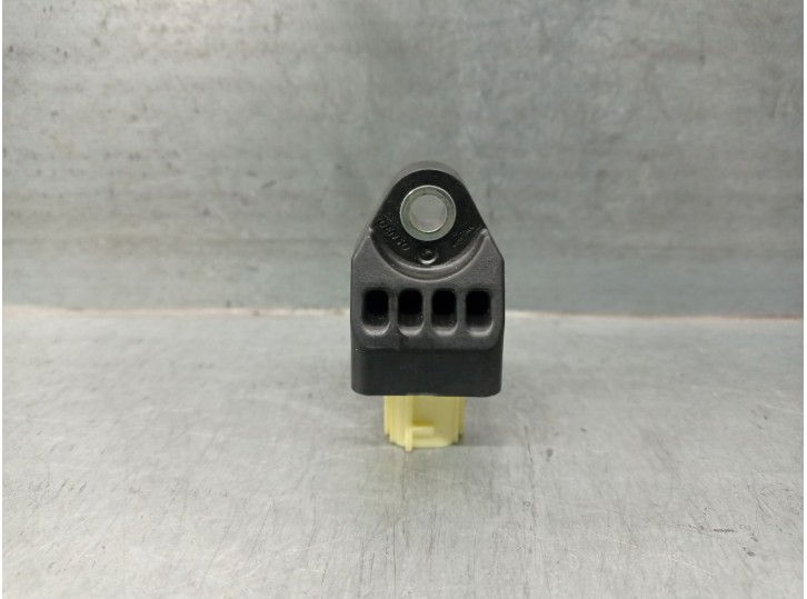 Recambio de sensor impacto para toyota yaris (_p13_) 1.5 (nsp131_) referencia OEM IAM 898310D130 