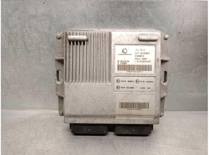 Recambio de centralita motor uce para renault clio iv (bh_) 0.9 tce 90 lpg referencia OEM IAM 770301278 