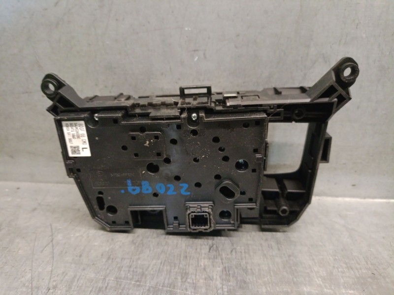 Recambio de mando multifuncion para mazda cx-30 (dm) skyactiv-x m hybrid referencia OEM IAM BDGF66CM0 BDGF66CM0 