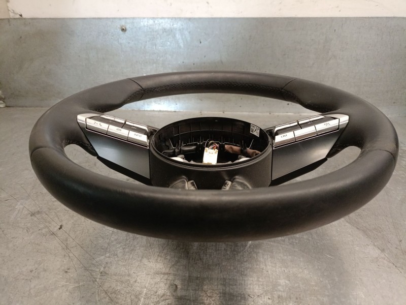 Recambio de volante para mazda cx-30 (dm) skyactiv-x m hybrid referencia OEM IAM BDGH32982 BDGH32982 
