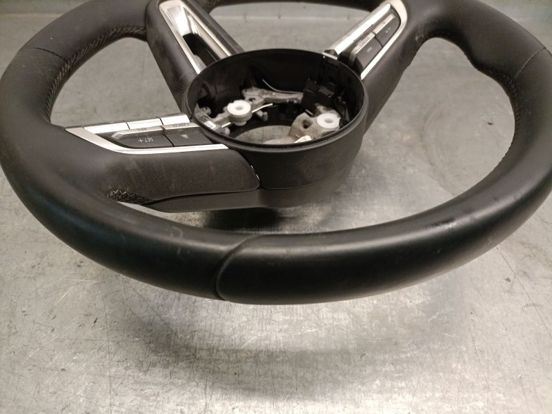 Recambio de volante para mazda cx-30 (dm) skyactiv-x m hybrid referencia OEM IAM BDGH32982 BDGH32982 