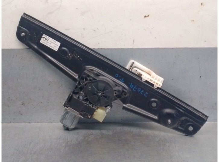 Recambio de elevalunas trasero derecho para mini mini countryman (f60) cooper referencia OEM IAM 7390082 51357390244 1BM0004485A