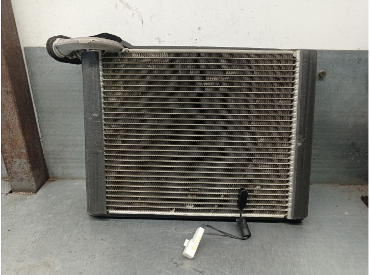 Recambio de evaporador aire acondicionado para toyota yaris (_p13_) 1.5 (nsp131_) referencia OEM IAM 885010D490 885010D490 