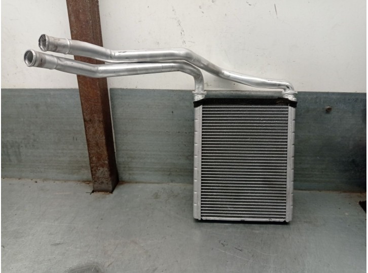 Recambio de radiador calefaccion / aire acondicionado para toyota yaris (_p13_) 1.5 (nsp131_) referencia OEM IAM 871070D120 8710