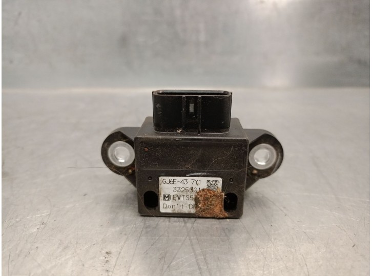 Replacement sensor for Mazda 6 sedan (GG) 2.0 Di (GG14) OEM IAM reference GJ6E437Y1 