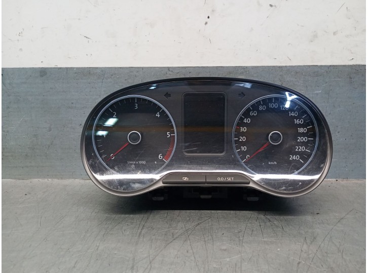 Recambio de cuadro instrumentos para volkswagen polo v (6r1, 6c1) 1.6 tdi referencia OEM IAM 6R0920861H 6R0920861HX 