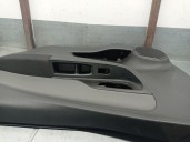 Recambio de guarnecido puerta delantera derecha para toyota yaris (_p13_) 1.5 (nsp131_) referencia OEM IAM 676100DN60C3 676100DN