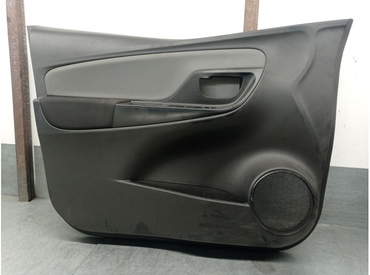 Recambio de guarnecido puerta delantera izquierda para toyota yaris (_p13_) 1.5 (nsp131_) referencia OEM IAM 676200DN60C3 676200