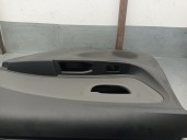 Recambio de guarnecido puerta trasera derecha para toyota yaris (_p13_) 1.5 (nsp131_) referencia OEM IAM 676300DE0026 676300DE00