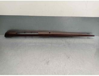 Recambio de molduras delanteras para jaguar xf 2.2 diesel cat referencia OEM IAM 8X23045K16AD  