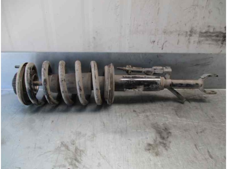 Recambio de amortiguador delantero derecho para audi a6 berlina (4b2) 2.5 v6 24v tdi referencia OEM IAM 4B0412032 DA96425 KYB