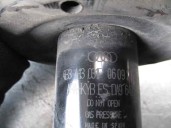 Recambio de amortiguador delantero izquierdo para audi a6 berlina (4b2) 2.5 v6 24v tdi referencia OEM IAM 4B3413031P DA96427 KYB