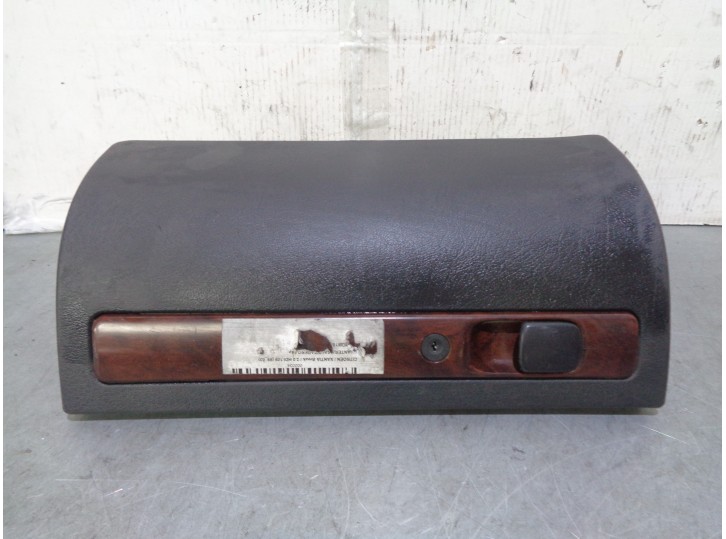 Recambio de guantera para citroën xantia break 2.0 hdi referencia OEM IAM 8220GP 2034 44390