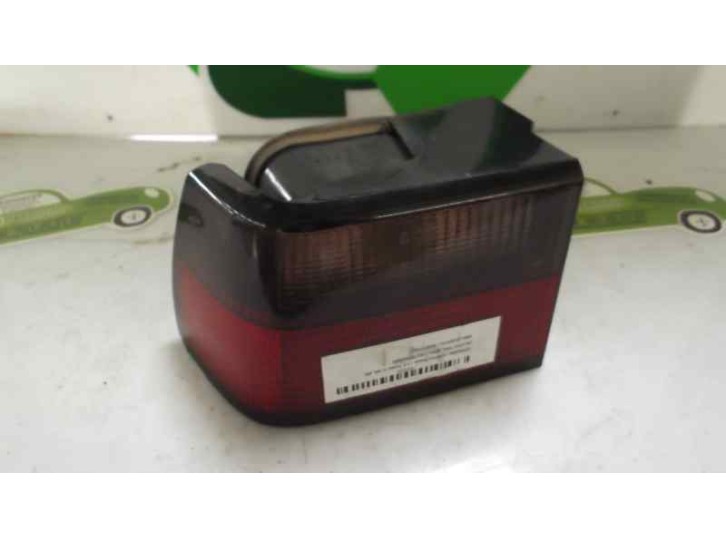 Replacement left rear light for Citroën Xantia Break 1.9 Turbodiesel OEM IAM reference 95668015 FENDER 5 DOORS