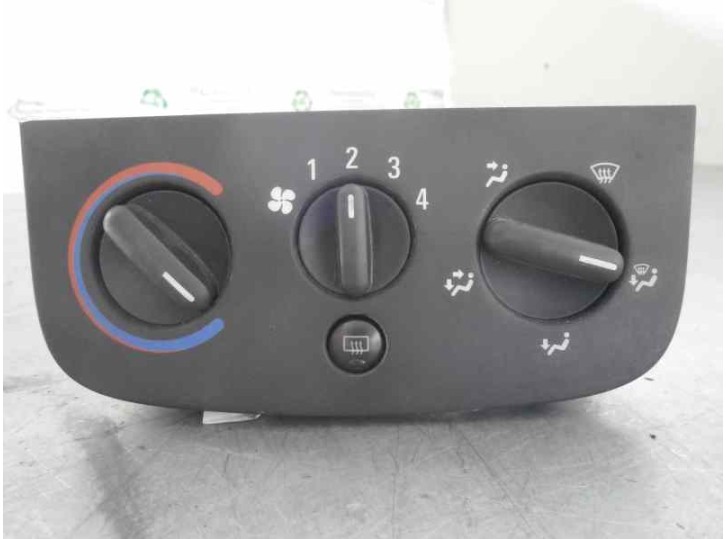 Recambio de mando calefaccion / aire acondicionado para opel corsa c 1.7 16v dti cat (y 17 dt / lr6) referencia OEM IAM 00698878