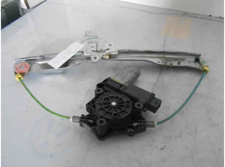 Recambio de elevalunas delantero izquierdo para opel corsa d referencia OEM IAM 72005001 6 PINES 5 PUERTAS.
