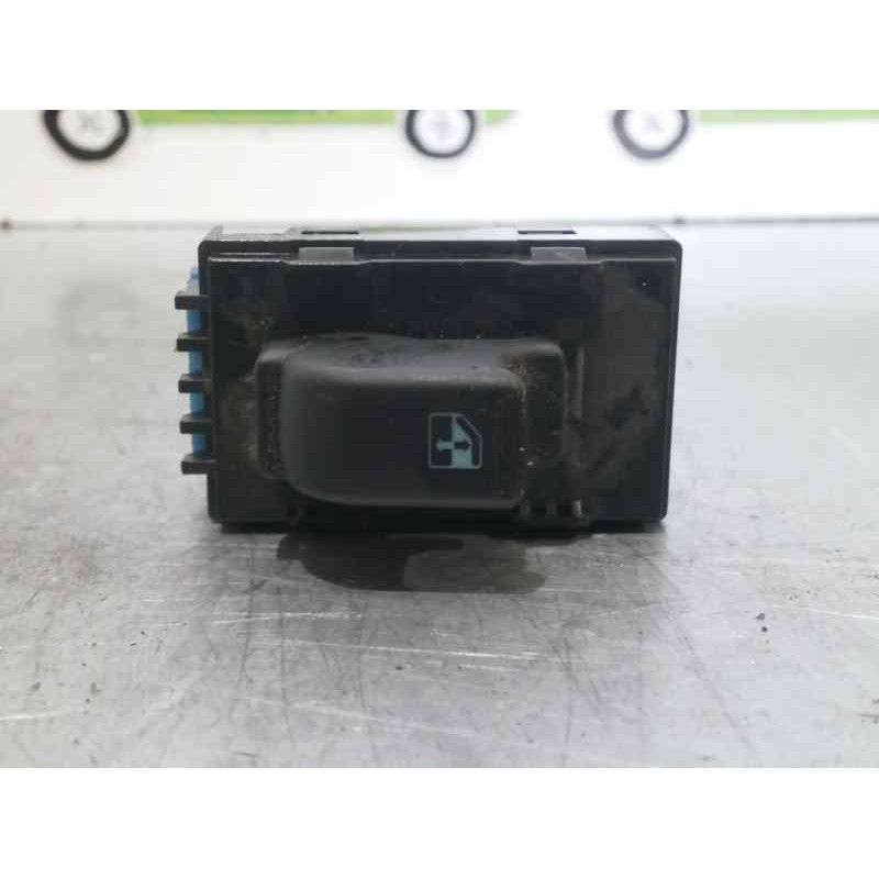 Recambio de mando elevalunas trasero derecho para hyundai xg 3.5 v6 gls referencia OEM IAM 9358039XXX  