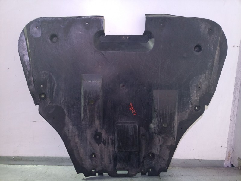 Recambio de cubrecarter para mazda 6 sedán (gg) 2.0 di (gg14) referencia OEM IAM GJ6A56111  GJ6A56110