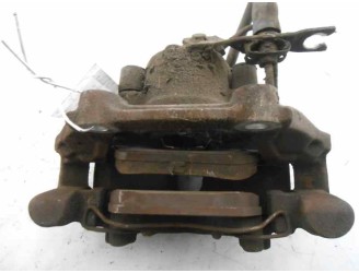 Recambio de pinza freno delantera izquierda para audi a4 berlina (b5) 1.8 referencia OEM IAM 8D0615123X 7104 