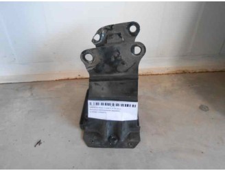 Recambio de refuerzo paragolpes delantero para mercedes-benz clase a (w169) 1.5 cat referencia OEM IAM 130500210 ABSORBE IMPACTO