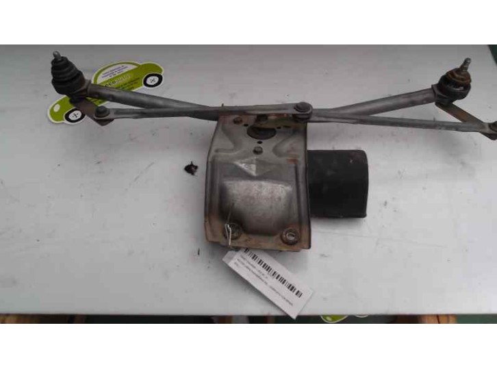 Recambio de motor limpia delantero para ford fiesta berl./courier surf referencia OEM IAM 0390241 7415 0390241