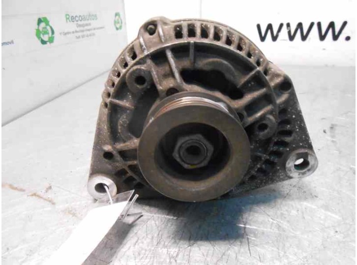 Replacement alternator for Alfa Romeo 146 1.6 CAT OEM IAM reference 0123310028 BOSCH