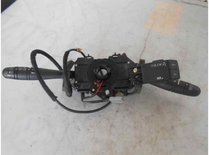 Recambio de mando luces para renault laguna (b56) 2.2 diesel referencia OEM IAM 770424207 8252 