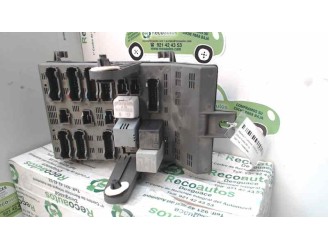 Recambio de caja reles / fusibles para renault laguna (b56) 2.2 diesel referencia OEM IAM 7700821586 8260 