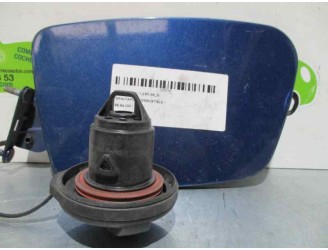 Recambio de tapa exterior combustible para fiat punto berlina (188) 1.2 cat referencia OEM IAM 46530035  AZUL