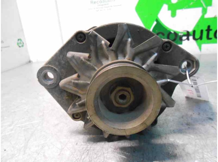 Recambio de alternador para lancia dedra berl. 2.0 16v lx referencia OEM IAM 0120469979 0120469979 BOSCH