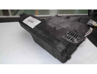 Recambio de caja reles / fusibles para toyota avensis berlina (t 22) 2.0 turbodiesel cat referencia OEM IAM 8272005010 194128101