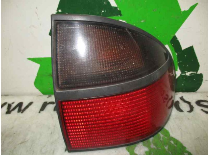 Recambio de piloto trasero derecho para renault laguna (b56) 2.2 d anade referencia OEM IAM 7701038274 DE ALETA 5 PUERTAS