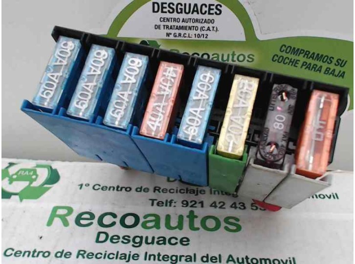 Recambio de caja reles / fusibles para opel astra g berlina 1.6 16v referencia OEM IAM 90589541 9684656AMP 