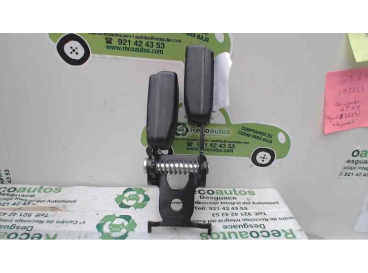 Recambio de enganche cinturon para renault fluence expression referencia OEM IAM 0076704 4 PUERTAS