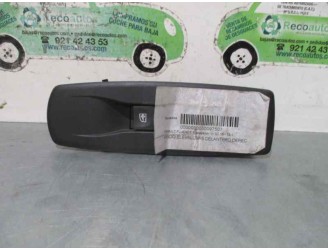 Recambio de mando elevalunas delantero derecho para renault fluence expression referencia OEM IAM 809600750R 