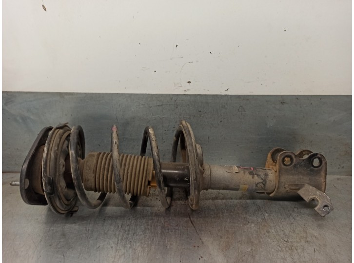 Recambio de amortiguador delantero izquierdo para toyota yaris (ncp1/nlp1/scp1) 1.4 d-4d expo referencia OEM IAM 4851052401 4851