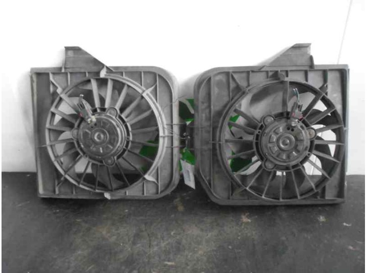Recambio de electroventilador para chrysler voyager (rg) 3.3 grand voyager limited awd referencia OEM IAM 4809170AC 4809170AC 